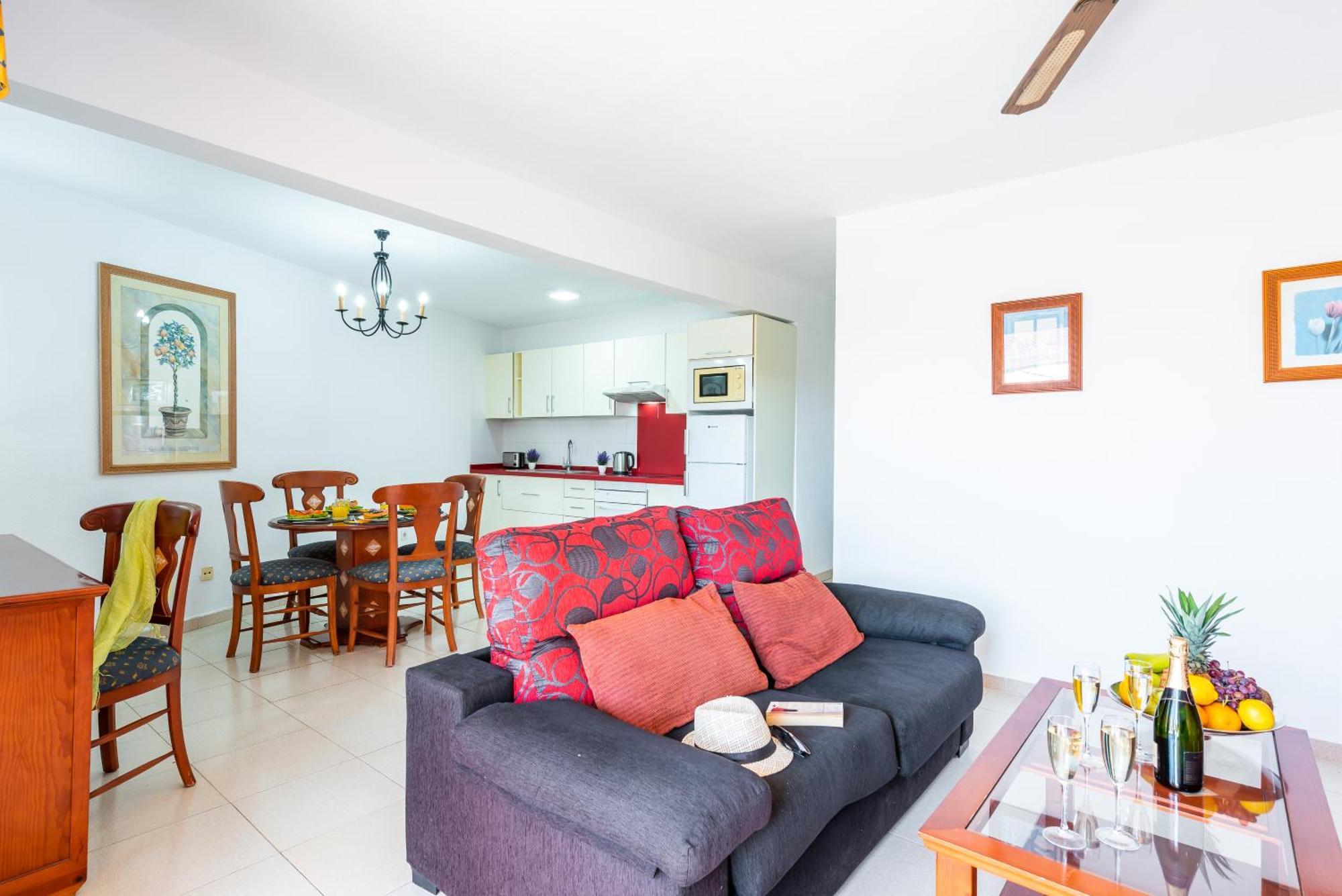 Tenerife South Apartments 플라야데라스아메리카스 객실 사진
